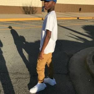 Meet your Posher, Josiah